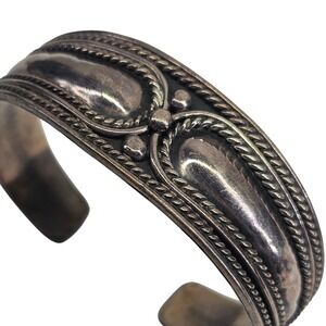 Vintage Native Navajo Bracelet  Silver Mexico 925 Repousse Twisted Rope